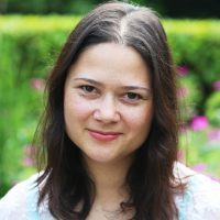 Iris-F-C-Headshot-2018_FacePromo Iris Fritschi-Cussens
